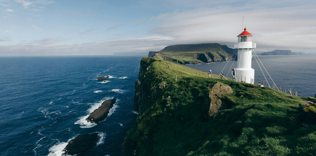 De Faeröer Eilanden met adembenemende natuur