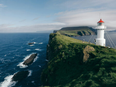 De Faeröer Eilanden met adembenemende natuur